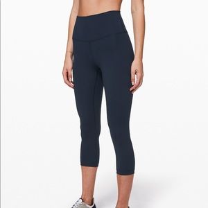 Wunder Under Crop High Rise